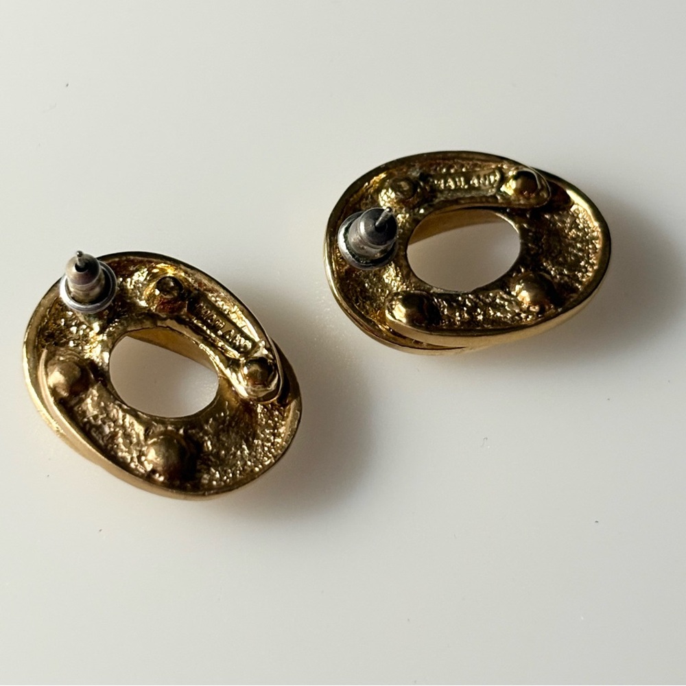 Vintage Gold-tone Matte Shiny Stamped Thailand Post Earrings - Picture 6 of 12
